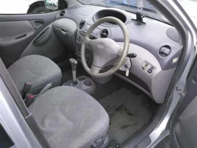 Toyota PLATZ  с аукциона в Японии