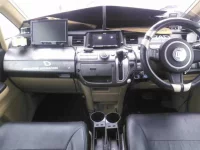 Honda STEP WAGON лот № 3031 оценка R  с аукциона в Японии 7