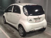 Mitsubishi I-MIEV лот № 1075 оценка 4  с аукциона в Японии 1
