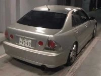 Toyota ALTEZZA лот № 8241 оценка 3.5  с аукциона в Японии 4