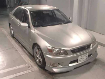 Toyota ALTEZZA  с аукциона в Японии