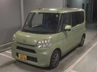 Daihatsu TANTO  с аукциона в Японии