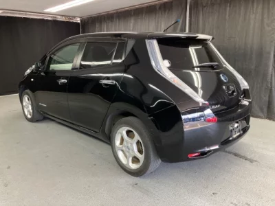 Nissan LEAF  с аукциона в Японии