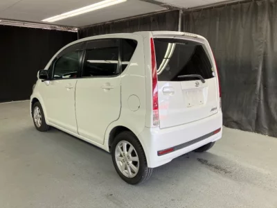 Daihatsu MOVE  с аукциона в Японии