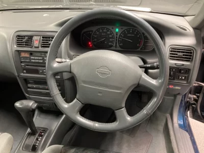 Nissan PRESEA