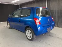 Renault TWINGO лот № 1105 оценка 4  с аукциона в Японии 1