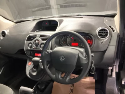 Renault KANGOO  с аукциона в Японии