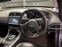 Jaguar XE лот № 1087 оценка 3.5  с аукциона в Японии 3