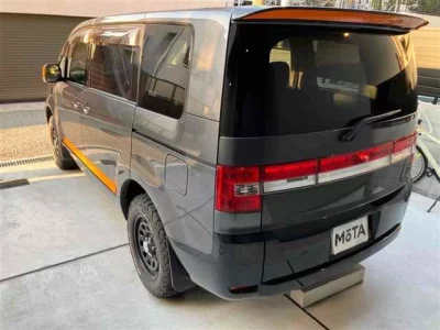 Mitsubishi DELICA D5