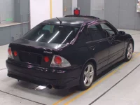 Toyota ALTEZZA лот № 4070 оценка R  с аукциона в Японии 1