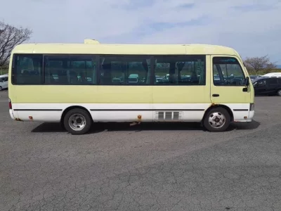 Toyota COASTER