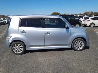 Toyota bB