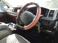 Toyota HIACE VAN лот № 70040 оценка 3  с аукциона в Японии 6