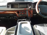 Toyota HIACE VAN лот № 70040 оценка 3  с аукциона в Японии 8