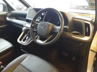 Toyota NOAH лот № 30037 оценка 4  с аукциона в Японии 6