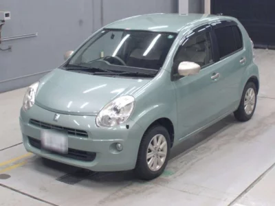 Toyota PASSO  с аукциона в Японии