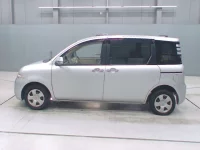 Toyota SIENTA лот № 70061 оценка R  с аукциона в Японии 3