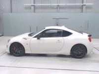 Toyota GT 86 лот № 4079 оценка 4.5  с аукциона в Японии 2