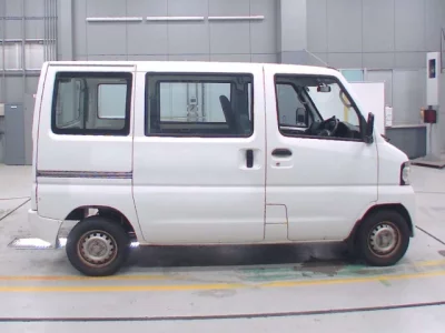 Nissan CLIPPER VAN
