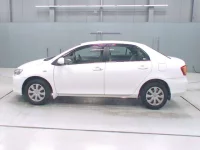 Toyota COROLLA AXIO лот № 70108 оценка R  с аукциона в Японии 3