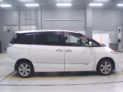 Toyota Estima Hybrid
