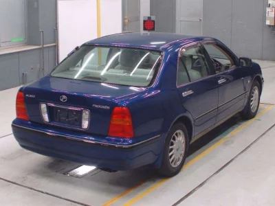 Toyota PROGRES  с аукциона в Японии