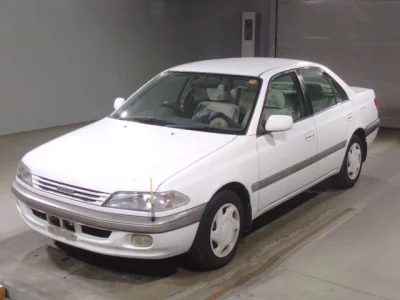 Toyota CARINA  с аукциона в Японии