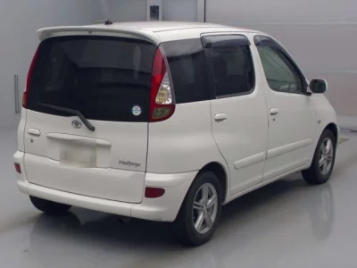 Toyota FUNCARGO