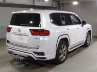 Toyota LAND CRUISER лот № 2205 оценка 5  с аукциона в Японии 1