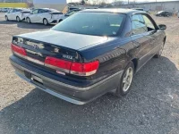 Toyota MARK II лот № 70080 оценка R  с аукциона в Японии 1