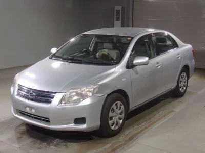 Toyota COROLLA AXIO  с аукциона в Японии