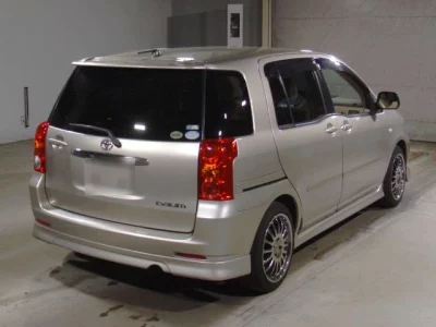 Toyota RAUM