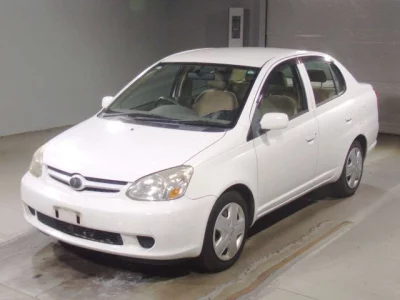 Toyota PLATZ  с аукциона в Японии
