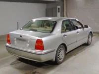 Toyota PROGRES лот № 668 оценка R  с аукциона в Японии 1
