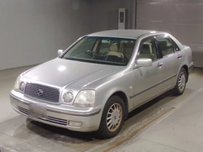 Toyota PROGRES  с аукциона в Японии