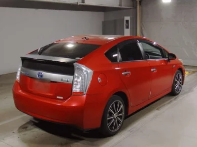 Toyota Prius PHV