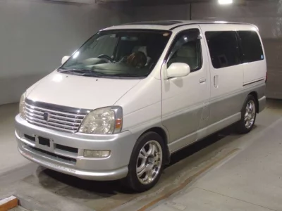 Toyota HIACE REGIUS  с аукциона в Японии