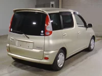 Toyota FUNCARGO лот № 75075 оценка 4.5  с аукциона в Японии 1