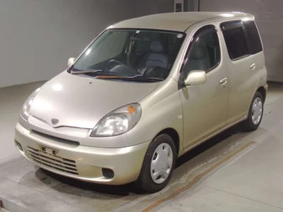 Toyota FUNCARGO  с аукциона в Японии
