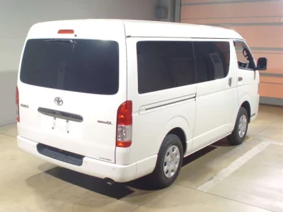 Toyota HIACE VAN  с аукциона в Японии