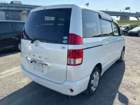 Toyota NOAH лот № 75105 оценка 3.5  с аукциона в Японии 1