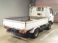 Toyota DYNA лот № 63523 оценка 3  с аукциона в Японии 1