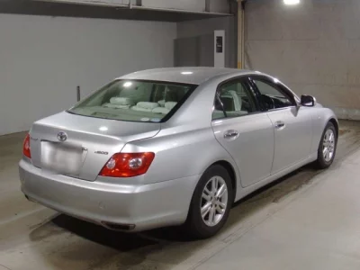 Toyota MARK X  с аукциона в Японии