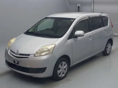 Toyota Passo Sette