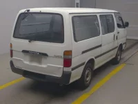 Toyota HIACE VAN лот № 62002 оценка 3  с аукциона в Японии 1