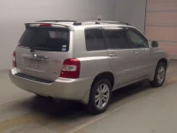 Toyota KLUGER лот № 70067 оценка RA  с аукциона в Японии 1