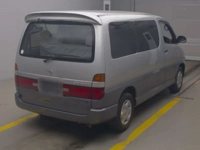 Toyota GRANVIA  с аукциона в Японии