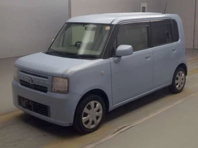 Toyota PIXIS SPACE  с аукциона в Японии