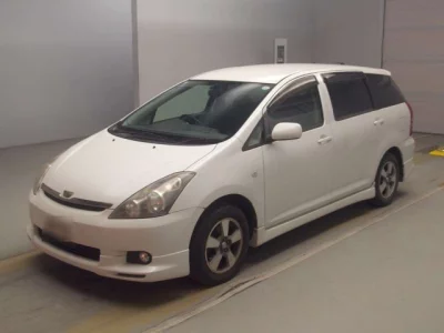 Toyota WISH  с аукциона в Японии