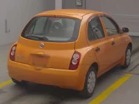 Nissan MARCH лот № 4257 оценка 3.5  с аукциона в Японии 1